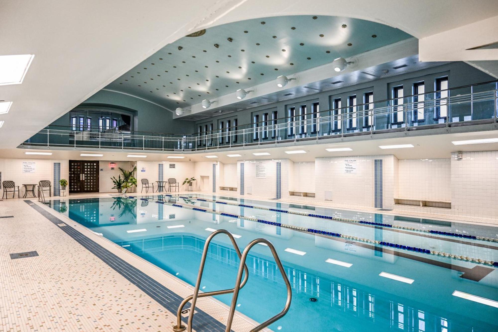 Heart Of Dt With Free Pool & Steam Plus Gym Luxe 812 クリーブランド エクステリア 写真